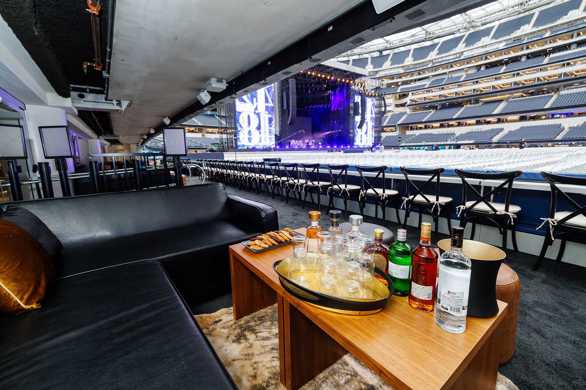 Floor Suite